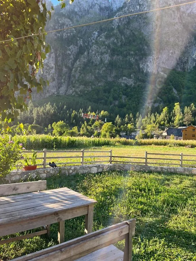 Guesthouse Gezim Selimaj Valbone