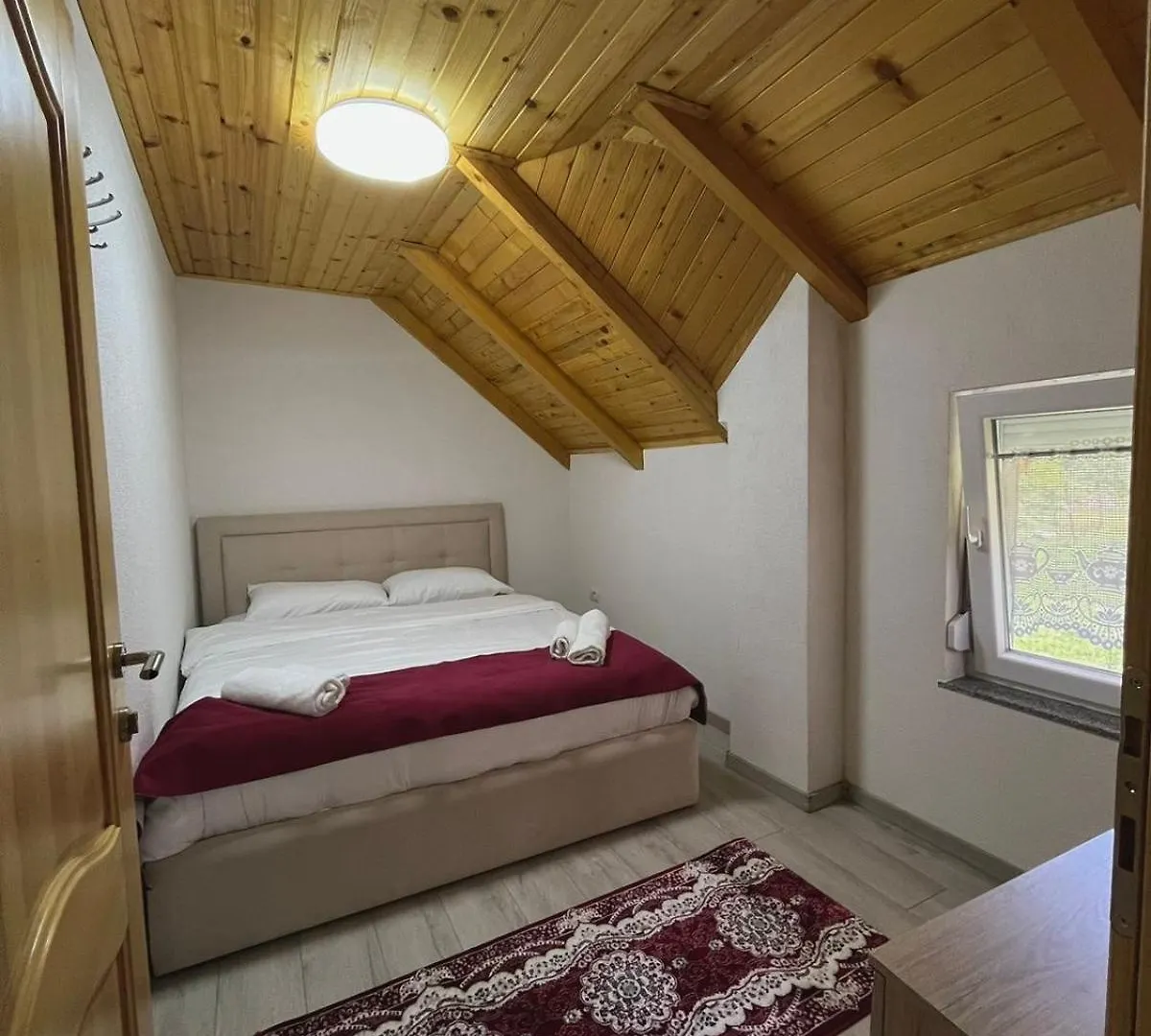 Apartment Guesthouse Gezim Selimaj Valbone Albania